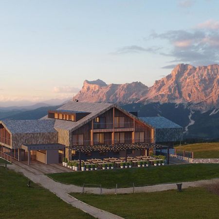 Rifugio Alpino Pralongia Villa Корвара ин Бадия Екстериор снимка